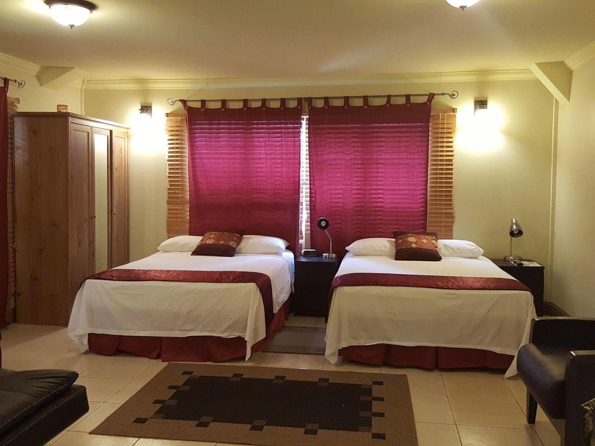 Port of Spain Savannah Maison Guest House מראה חיצוני תמונה